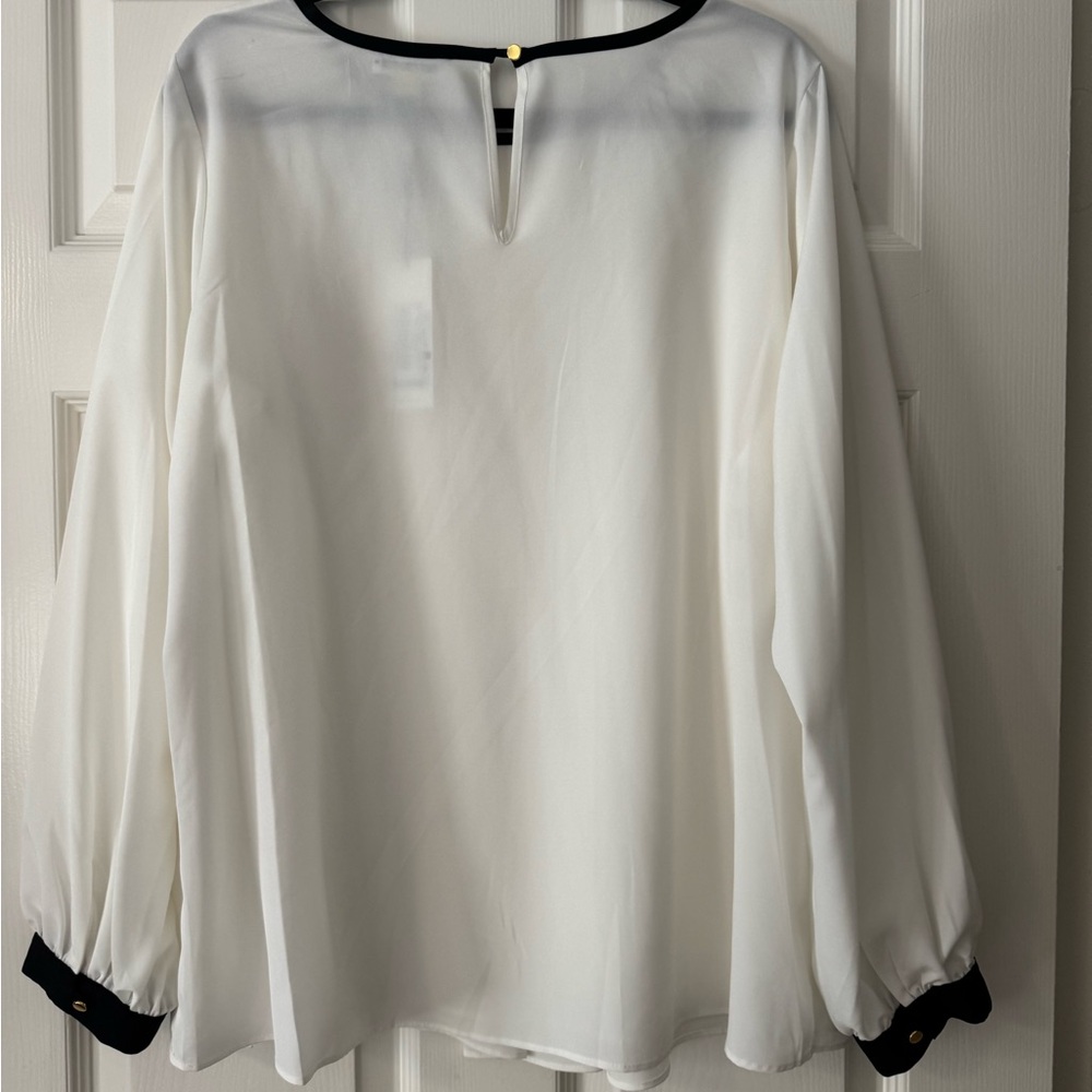 Calvin Klein White Blouse with Black Accents NWT - Picture 3 of 4